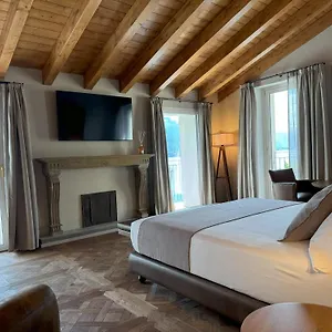 Al Molo 5 - Front Oliveto Lario